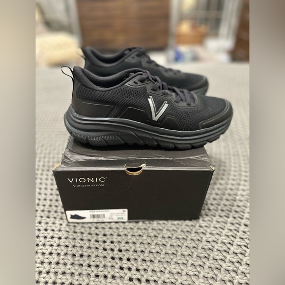 Vionic Women's Walk Max Sneaker Black 9.5 Wide - Picture 3 of 7